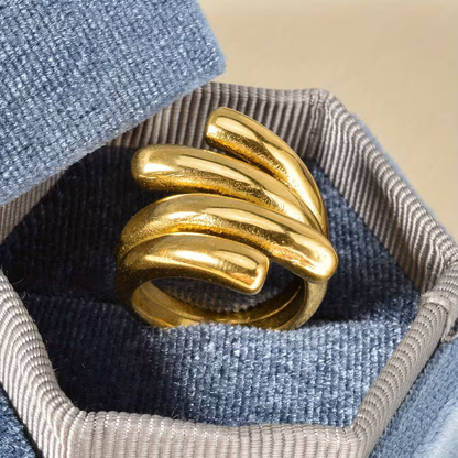 Gylden Bølgedrøm Ring | Sammen mot brystkreft