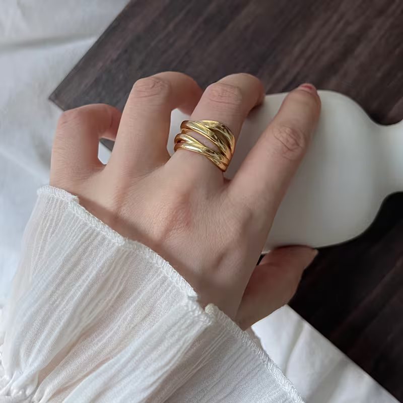 Gylden wave Ring | Sammen mot brystkreft