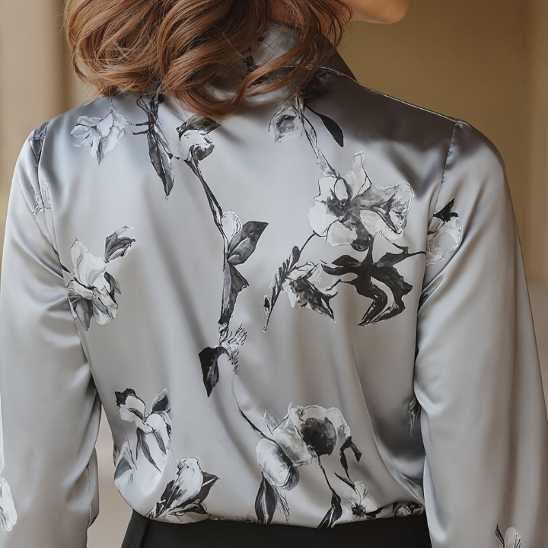 Amalia™ – Satengblomstret Skjorte