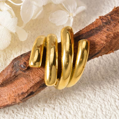 Gylden Bølgedrøm Ring | Sammen mot brystkreft