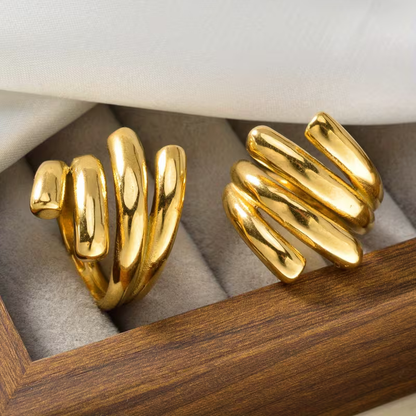 Gylden Bølgedrøm Ring | Sammen mot brystkreft