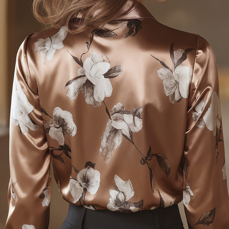 Amalia™ – Satengblomstret Skjorte